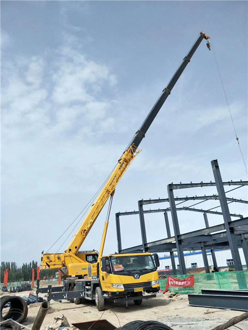 开化县超高层建筑钢结构吊装案例